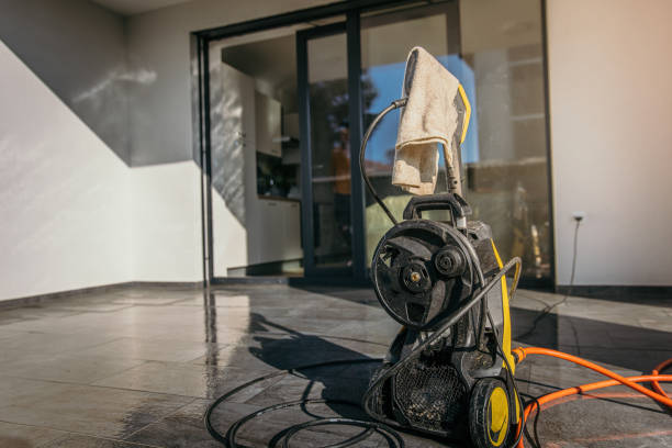 Best Warehouse Cleaning  in Cloverleaf, TX